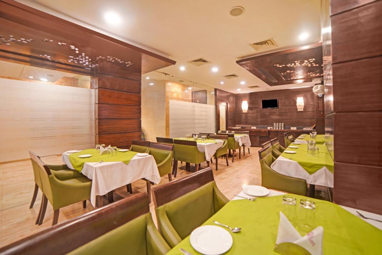 首都o 9580石榴石酒店 杜尔格 外观 照片
