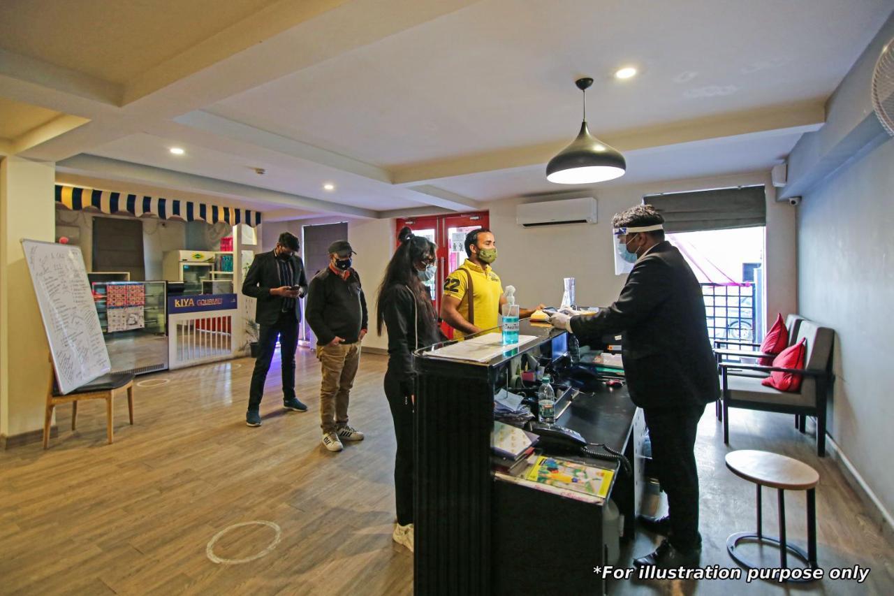 首都o 9580石榴石酒店 杜尔格 外观 照片